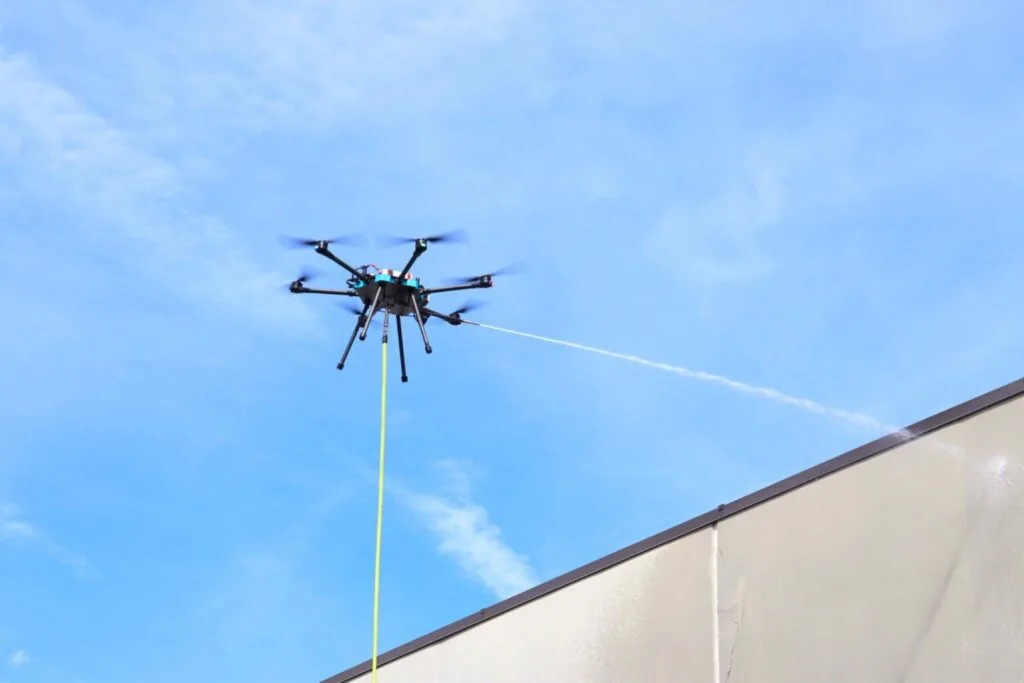 Drone-exterior-cleaning-safety