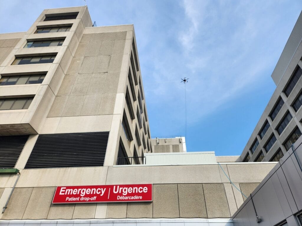 Ottawa-General-Hospital-drone-cleaning